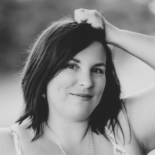 Linda Chadwick Photo 13