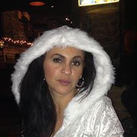Alexandra Arauz Photo 9