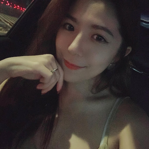 Catherine Wu Photo 43