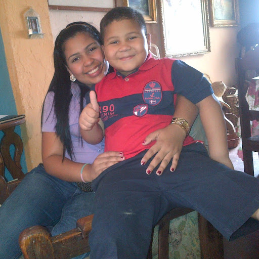 Victoria Benavente Photo 13