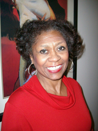 Linda Gill Photo 20