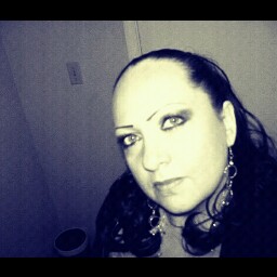 Kimberly Espinosa Photo 28