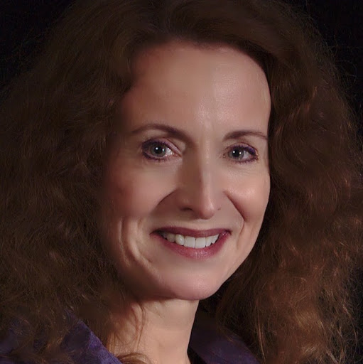 Laura Vest Photo 19