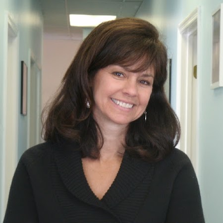 Theresa Ellis Photo 19