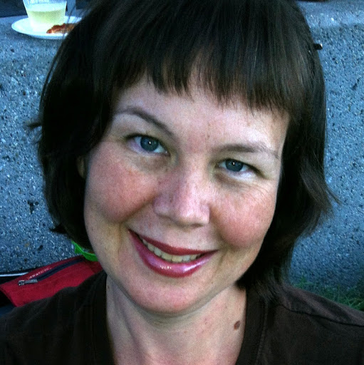 Sarah Kinahan Photo 5