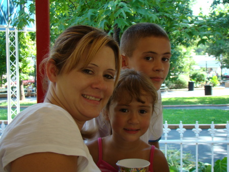 Tiffany Brown Photo 43