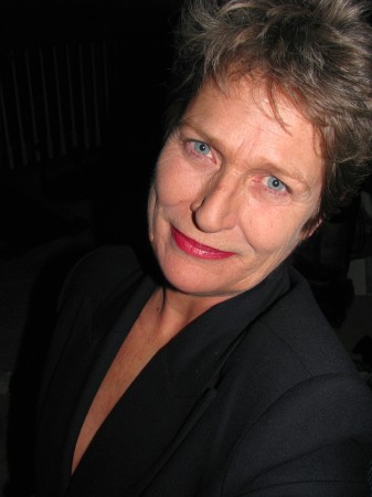 Mary Yates Photo 24