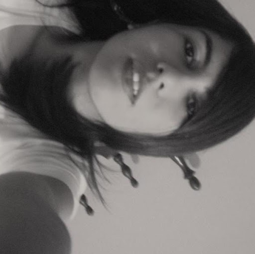Ana Fernandez Photo 55