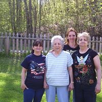 Carol Lockhart Photo 38
