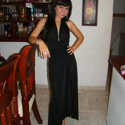 Lizeth Saenz Photo 3