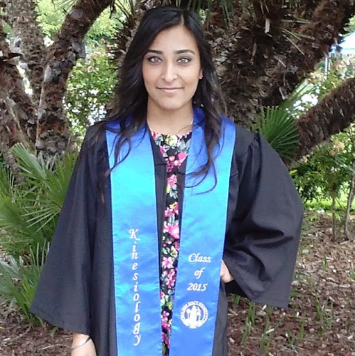 Sonia Singh Photo 34