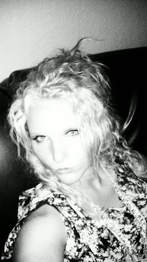 Shannon Britt Photo 19