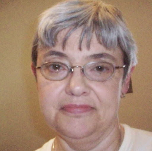 Carole Simon Photo 16