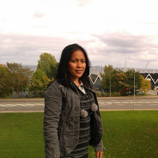 Michelle Toledo Photo 28