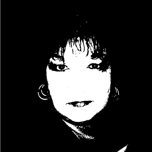 Donna Bell Photo 27