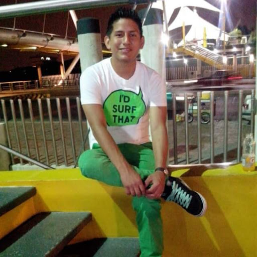 Robert Perea Photo 21
