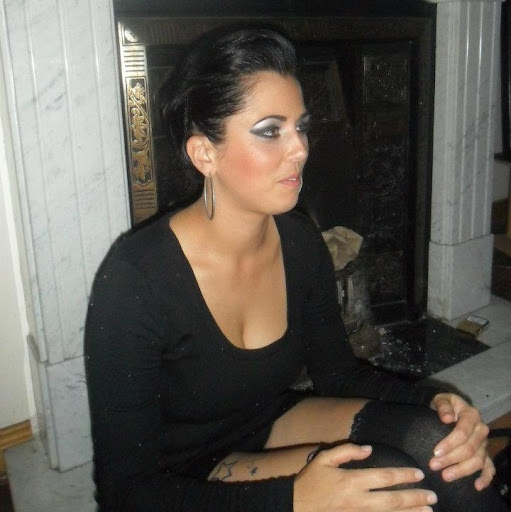 Marie Cole Photo 36
