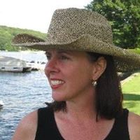 Carolyn Keenan Photo 33