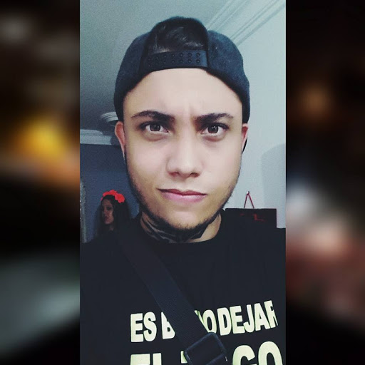 Hector Arevalo Photo 17
