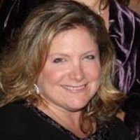 Roxanne Hall Photo 25