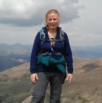 Kristine Barnes Photo 17