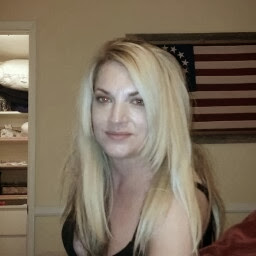 Rebecca Hanson Photo 52
