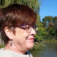 Diane Asselin Photo 14