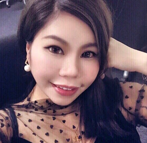 Pamela Tan Photo 16