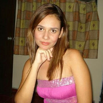 Ana Manzo Photo 29