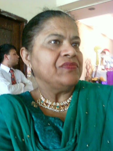 Rajinder Kaur Photo 25