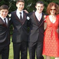Amy Russell Photo 40