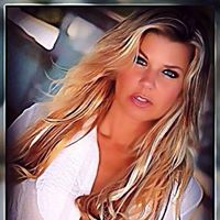 Amy Lindsay Photo 28