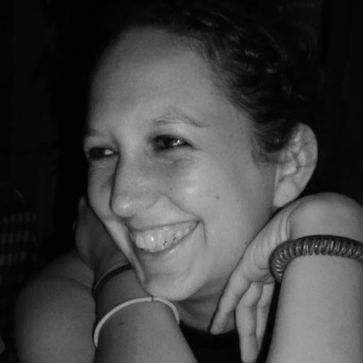 Katherine Nicholson Photo 37