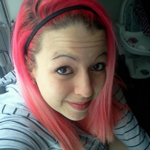 Kristen Cook Photo 9