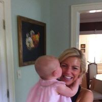 Nicole Arnold Photo 28