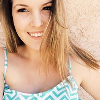 Alyssa Bennett Photo 22