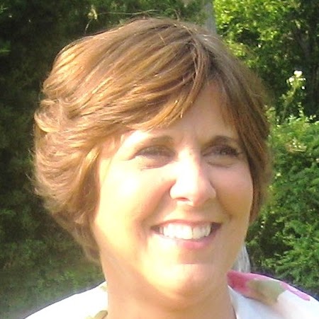 Ruth Nolan Photo 28