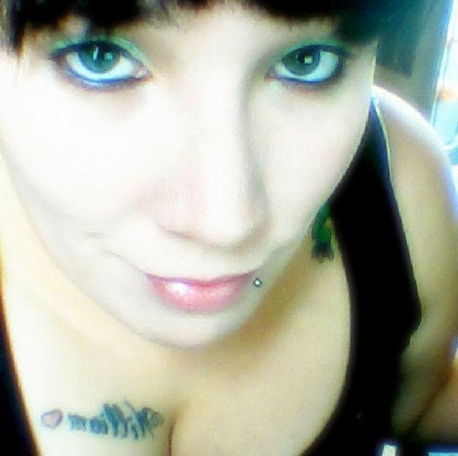 Stephanie Joyce Photo 45
