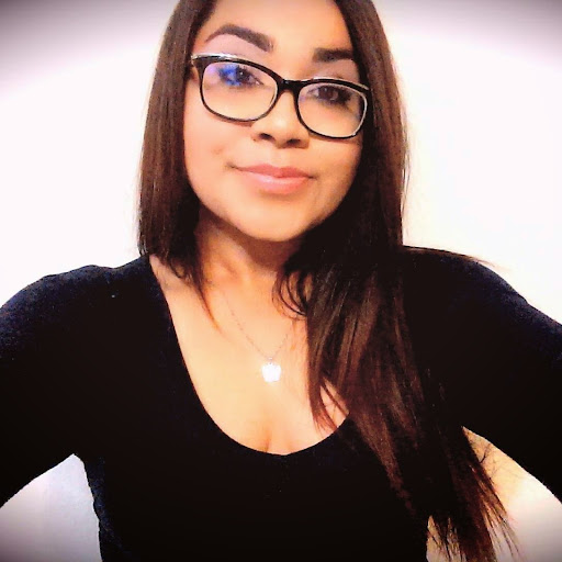 Kayla Lopez Photo 27