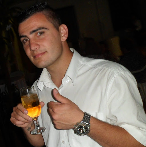 Arturo Hernan Photo 10