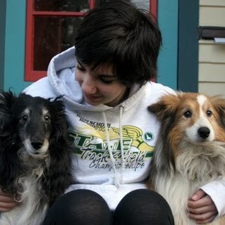 Clara Hill Photo 11