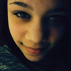 Kiana Mills Photo 10