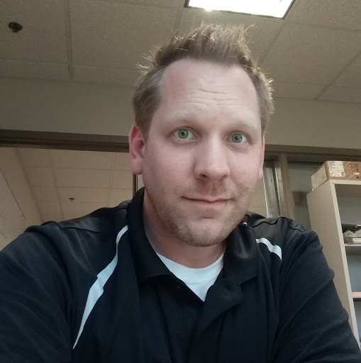 Ryan Ahrens Photo 31