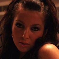 Laila Gomez Photo 9