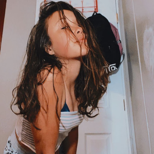 Chrissy Carpenter Photo 15