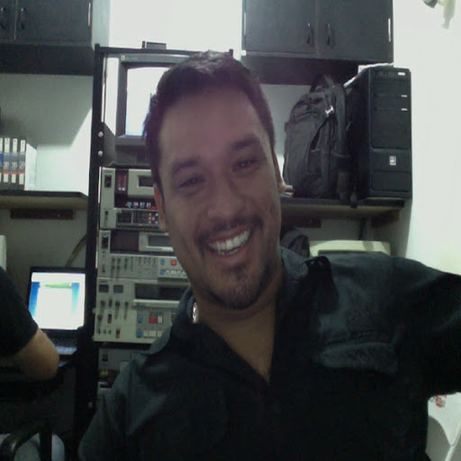 Wilson Paz Photo 16