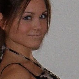 Maria Howard Photo 21