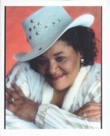 Helen Davis Photo 37