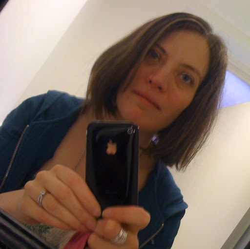Angela Moran Photo 25