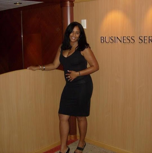 Terri Williams Photo 18